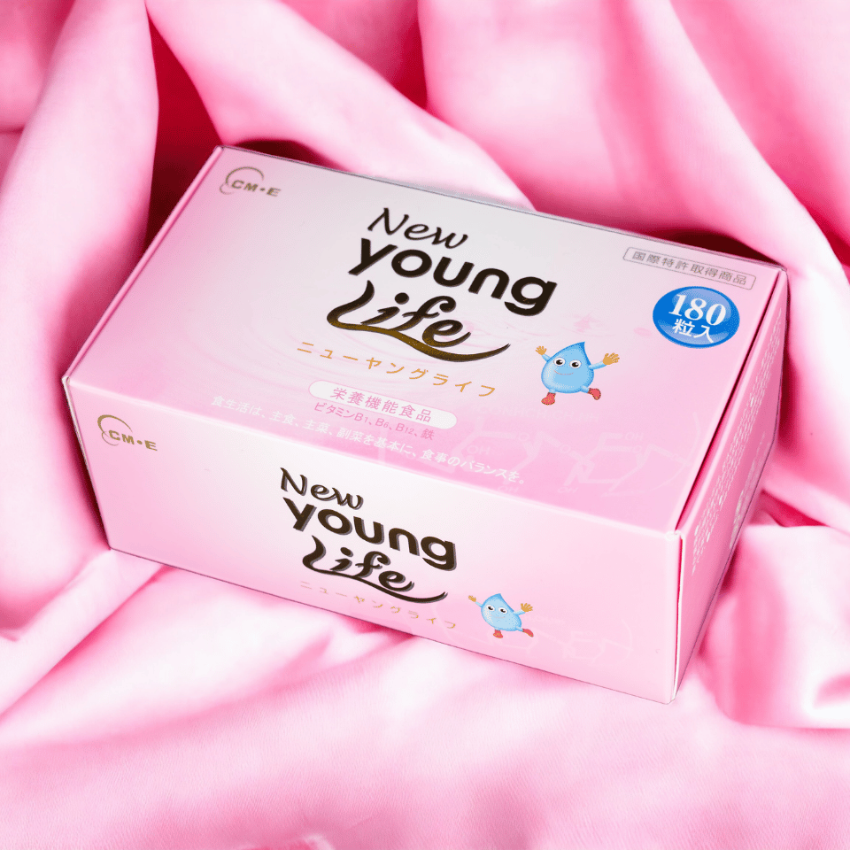 New young Life(180粒) ヒアルロン酸 ECM-E、N-アセチルグルコサミン配合 シニア向け栄養機能食品歩く、立つ、座るなど年齢とともに衰えていく力が気になる方におすすめ